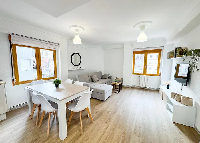 El Aguila Del Pilar Comotucasa *