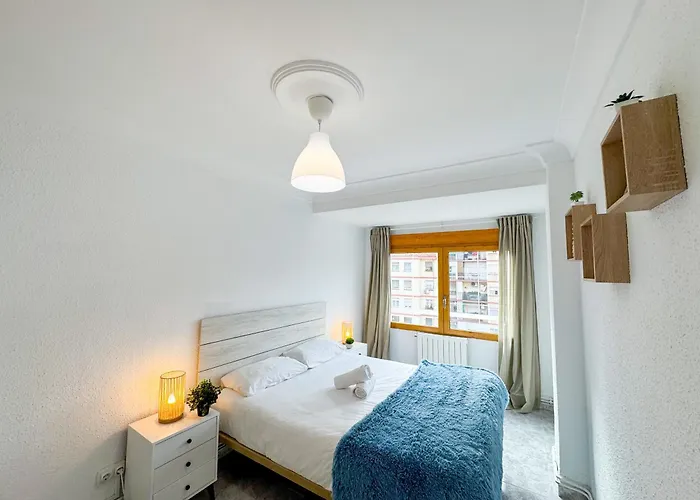 El Aguila Del Pilar Comotucasa 사라고사